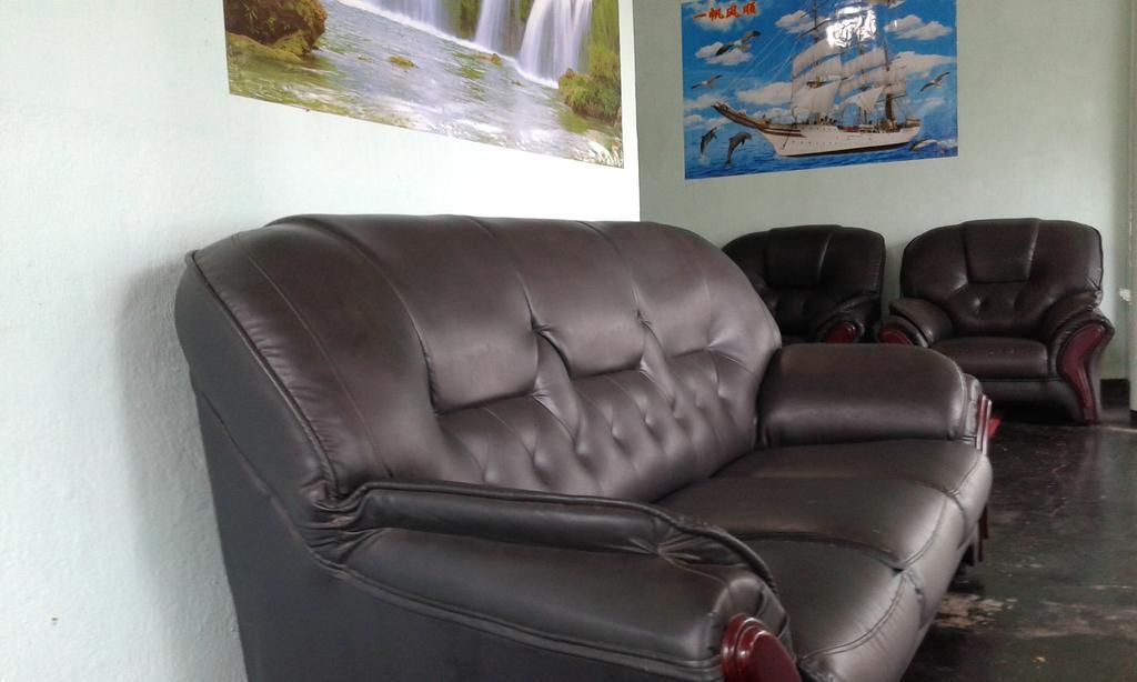 Erandi Holiday Home Andiambalama المظهر الخارجي الصورة